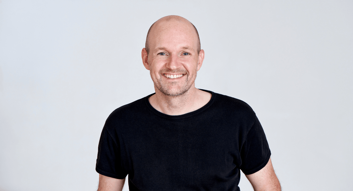 William Mitchell, Lager